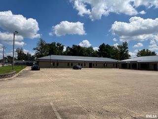 3817 W LOCUST Street, Davenport, IA 52804