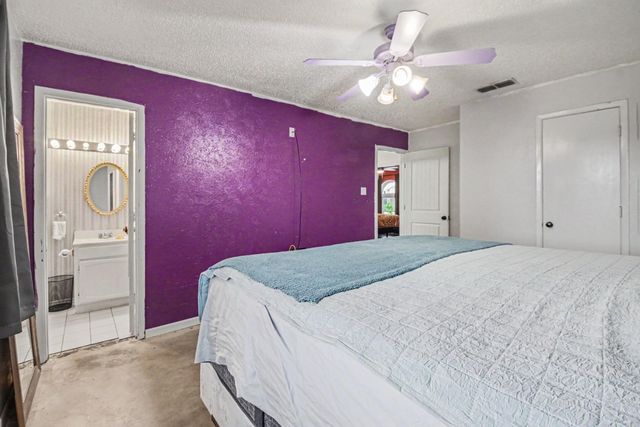 5300 Princess Court, Lake Dallas, TX 75065