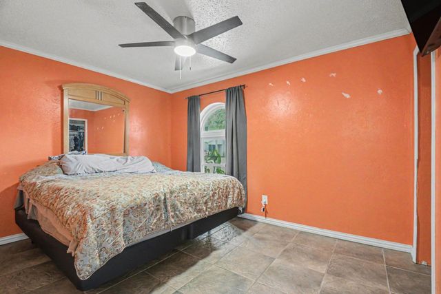 5300 Princess Court, Lake Dallas, TX 75065
