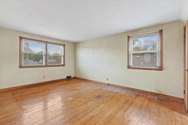 3434 S 2nd STREET, Milwaukee, WI 53207