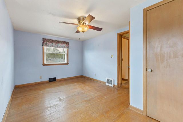 3434 S 2nd STREET, Milwaukee, WI 53207