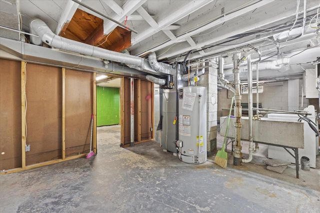 3434 S 2nd STREET, Milwaukee, WI 53207