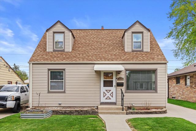 3434 S 2nd STREET, Milwaukee, WI 53207