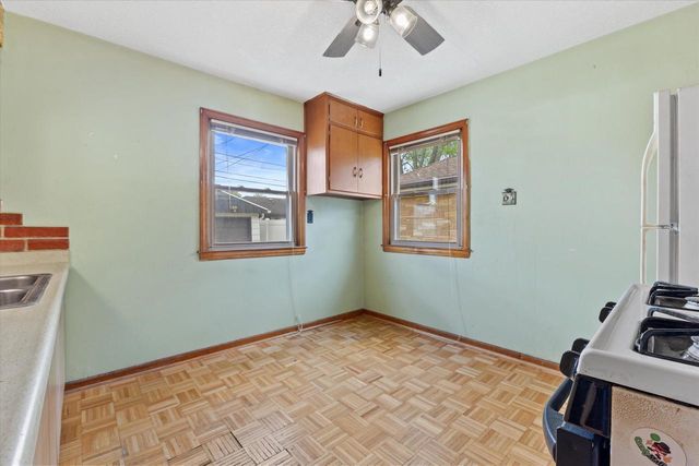 3434 S 2nd STREET, Milwaukee, WI 53207