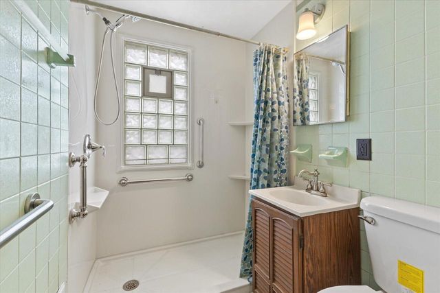 3434 S 2nd STREET, Milwaukee, WI 53207