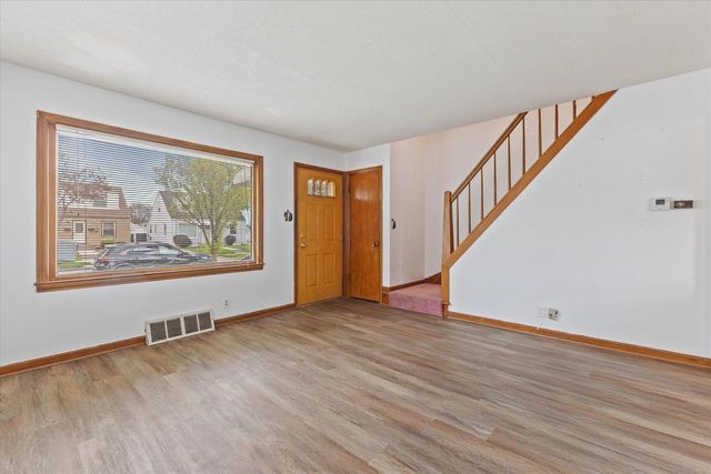 3434 S 2nd STREET, Milwaukee, WI 53207