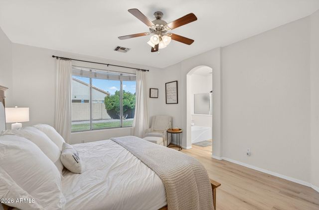 3234 E LARK Court, Gilbert, AZ 85297