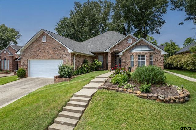 629 Whiteoak Ln, Tyler, TX 75703