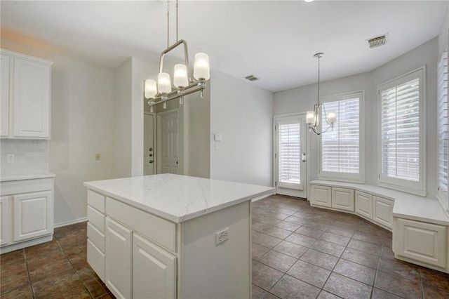 2614 Kinney Oaks CT, Austin, TX 78704