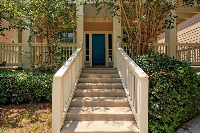 2614 Kinney Oaks CT, Austin, TX 78704