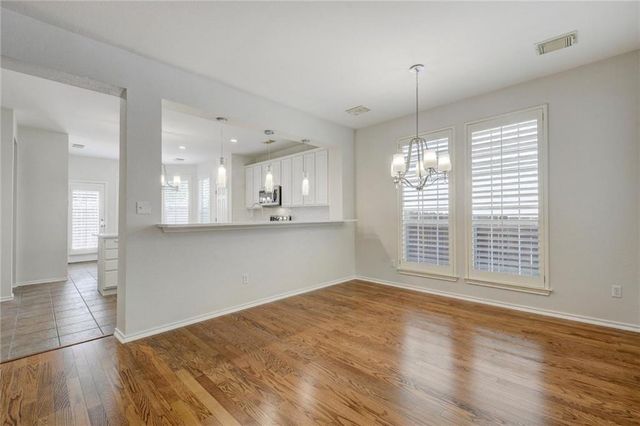 2614 Kinney Oaks CT, Austin, TX 78704