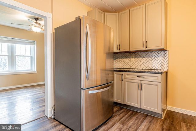 230 N PENROSE ST, Quakertown, PA 18951