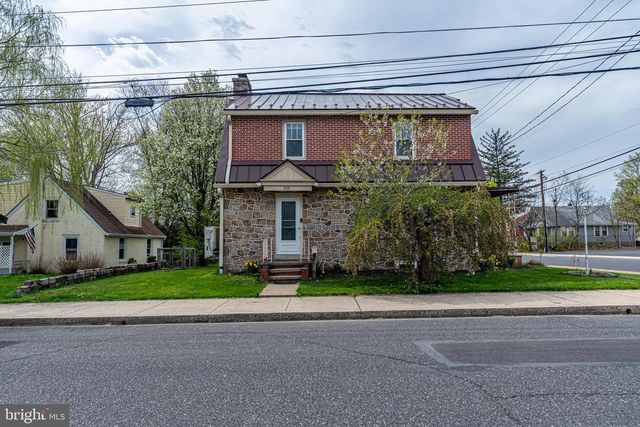 230 N PENROSE ST, Quakertown, PA 18951