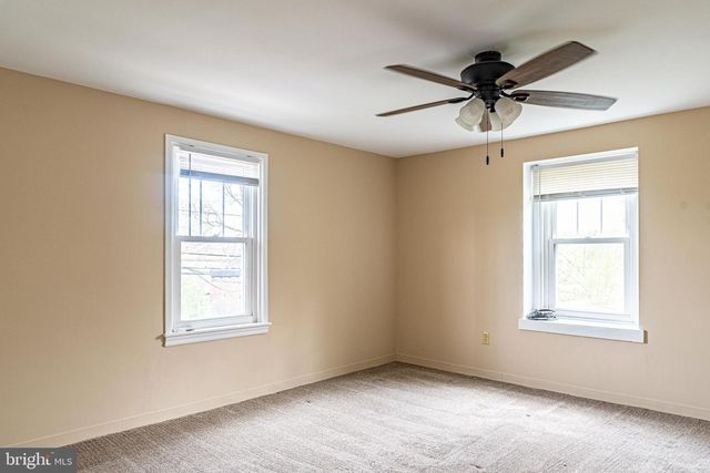 230 N PENROSE ST, Quakertown, PA 18951
