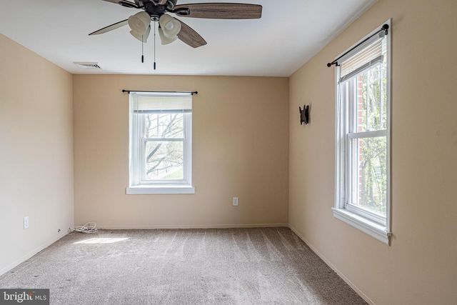 230 N PENROSE ST, Quakertown, PA 18951