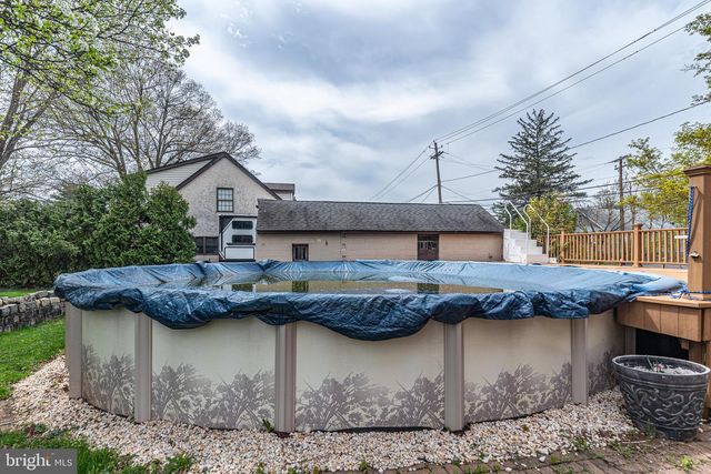 230 N PENROSE ST, Quakertown, PA 18951