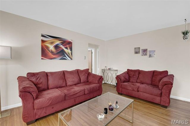 4312 Steins Street, St Louis, MO 63116