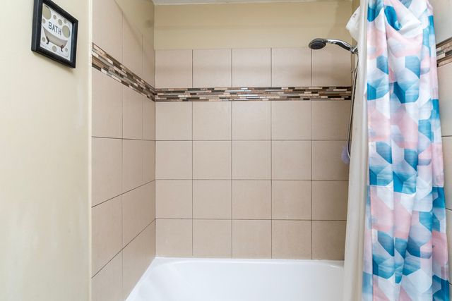 4608 Lindenwood Court, Matteson, IL 60443