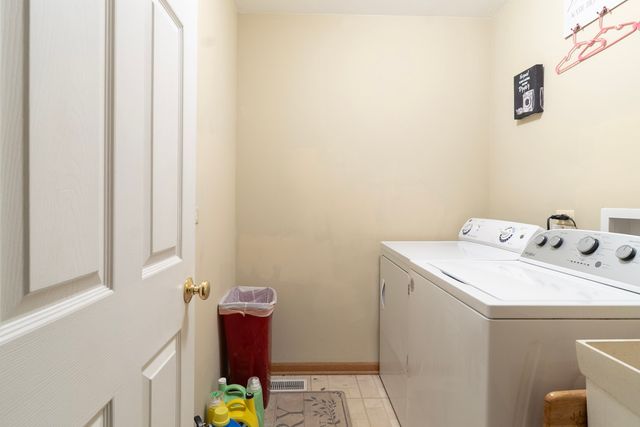 4608 Lindenwood Court, Matteson, IL 60443