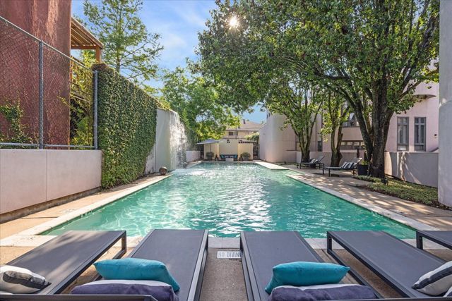 1393 Arlington Street 1393, Houston, TX 77008