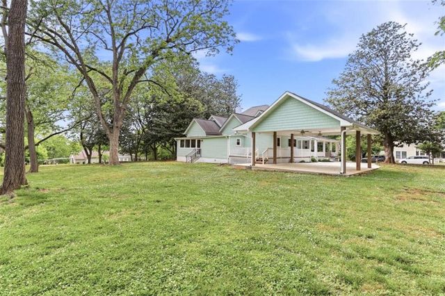 420 Foreacre Street, Cornelia, GA 30531