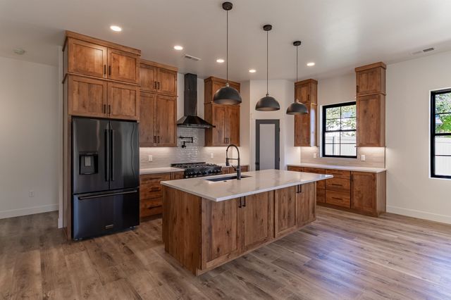 2320 Hidden Hills Court, Grand Junction, CO 81507