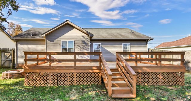 1076 Pyle Ln, Hopkinsville, KY 42240