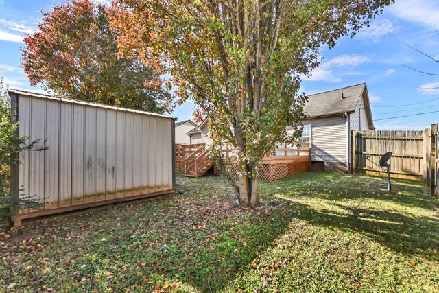 1076 Pyle Ln, Hopkinsville, KY 42240