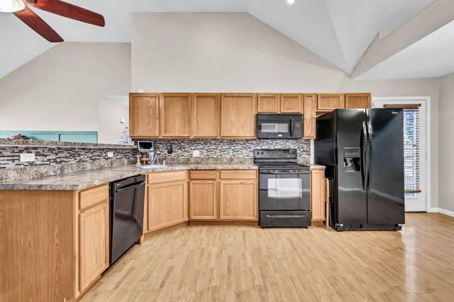 1076 Pyle Ln, Hopkinsville, KY 42240