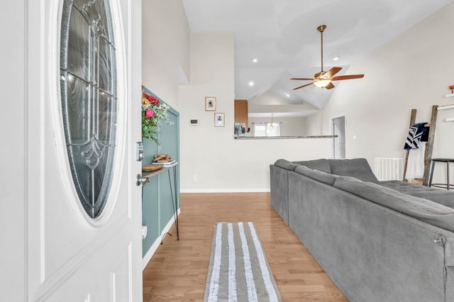 1076 Pyle Ln, Hopkinsville, KY 42240