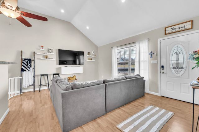 1076 Pyle Ln, Hopkinsville, KY 42240