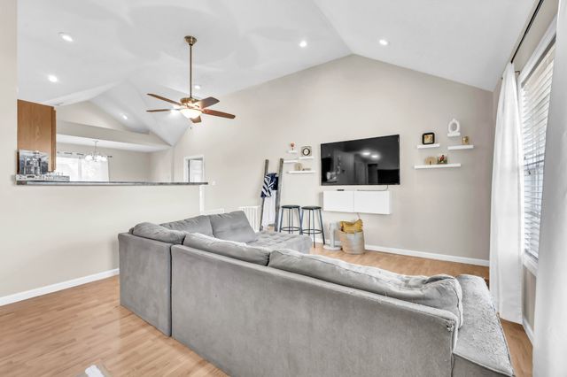 1076 Pyle Ln, Hopkinsville, KY 42240