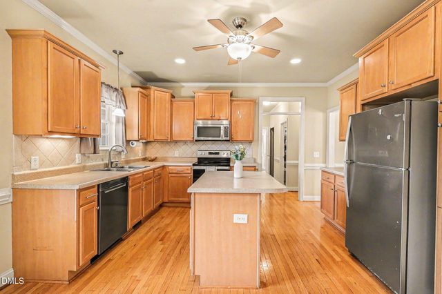 7209 Lace Leaf Way, Fuquay Varina, NC 27526