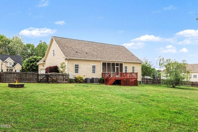 7209 Lace Leaf Way, Fuquay Varina, NC 27526