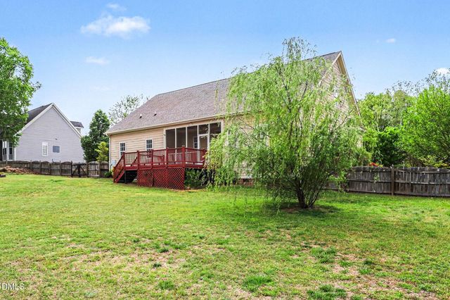 7209 Lace Leaf Way, Fuquay Varina, NC 27526