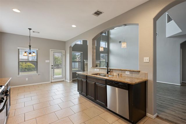 2018 Wembley Way, Rosenberg, TX 77471