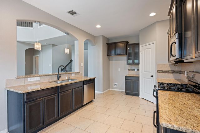 2018 Wembley Way, Rosenberg, TX 77471