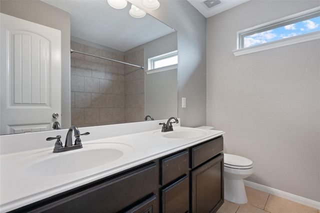 2018 Wembley Way, Rosenberg, TX 77471