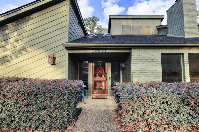16011 Pebble Bend Drive, Houston, TX 77068