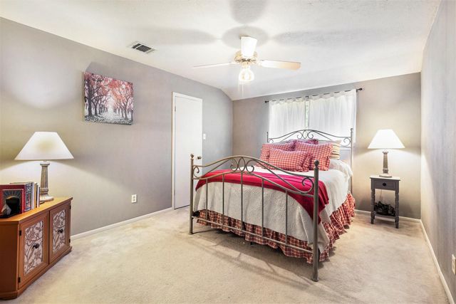 16011 Pebble Bend Drive, Houston, TX 77068
