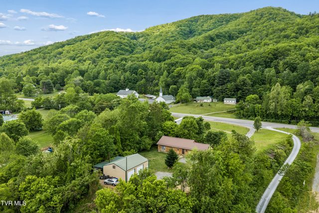 4017 Highway 81, Jonesborough, TN 37659