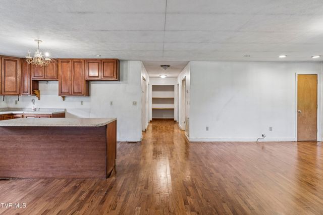 4017 Highway 81, Jonesborough, TN 37659