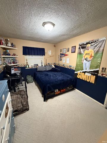508 Strawberry Hill Road, Evansville, IN 47711