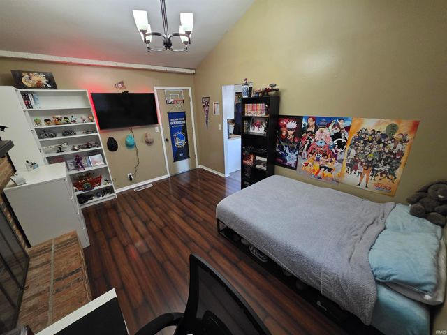 508 Strawberry Hill Road, Evansville, IN 47711