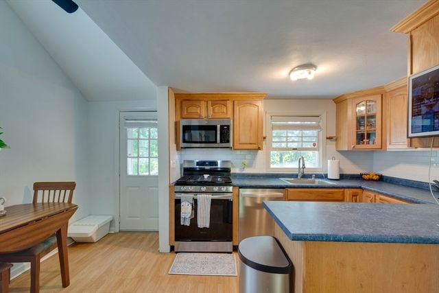 108 Deforest St, Boston, MA 02131