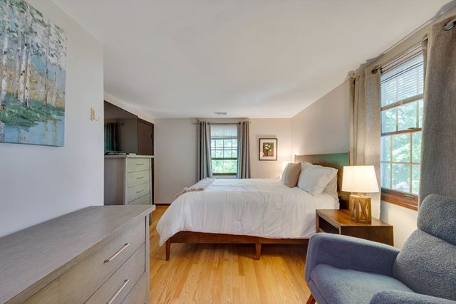 108 Deforest St, Boston, MA 02131