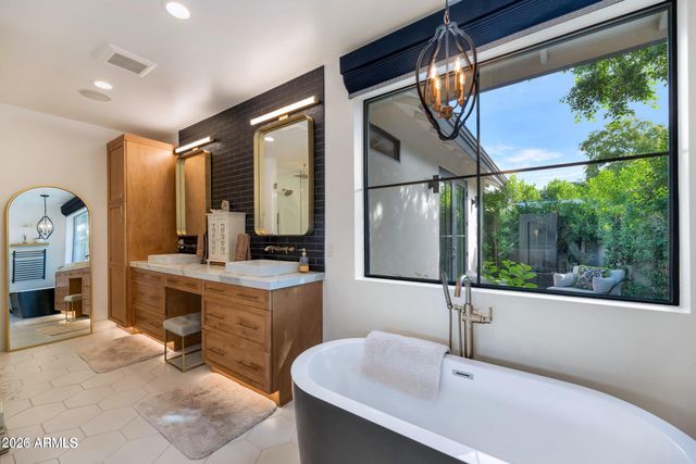 3442 N 40TH Place, Phoenix, AZ 85018