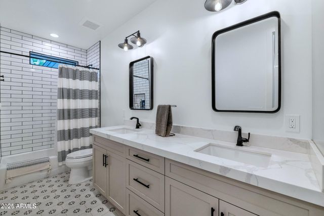 3442 N 40TH Place, Phoenix, AZ 85018