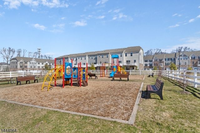 16 Marsh Way, Mount Olive Twp., NJ 07828