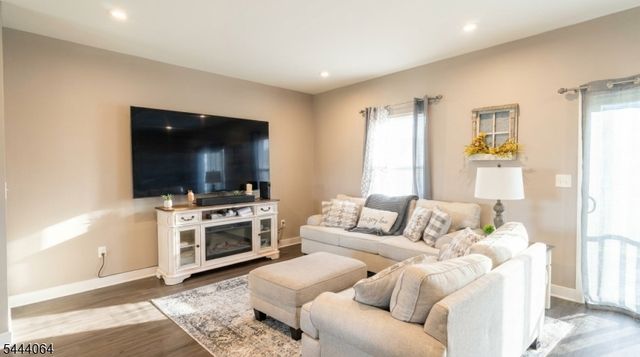 16 Marsh Way, Mount Olive Twp., NJ 07828